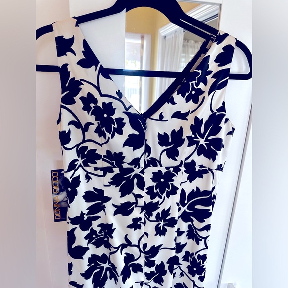 Donna Ricco - Vanilla/Black Sleeveless Dress - Picture 5 of 11